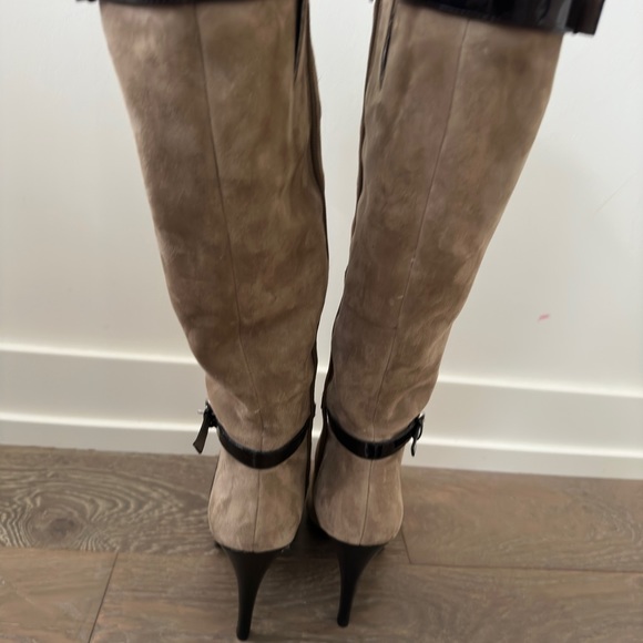 Brand New Suede Knee high boots - Picture 4 of 4